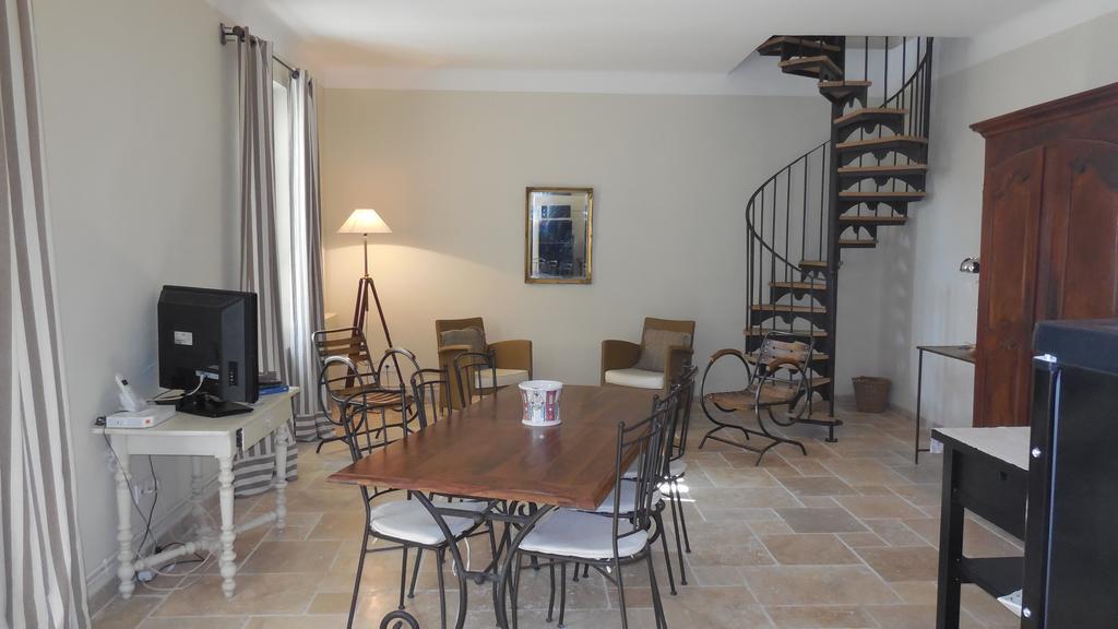 הוילה אביניון Domaine De Rochegude חדר תמונה